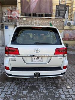 تويوتا لاندكروزر